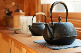 How to Refurbus Cast Iron Tea Kettle